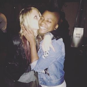 Meet your Posher, Elextrah